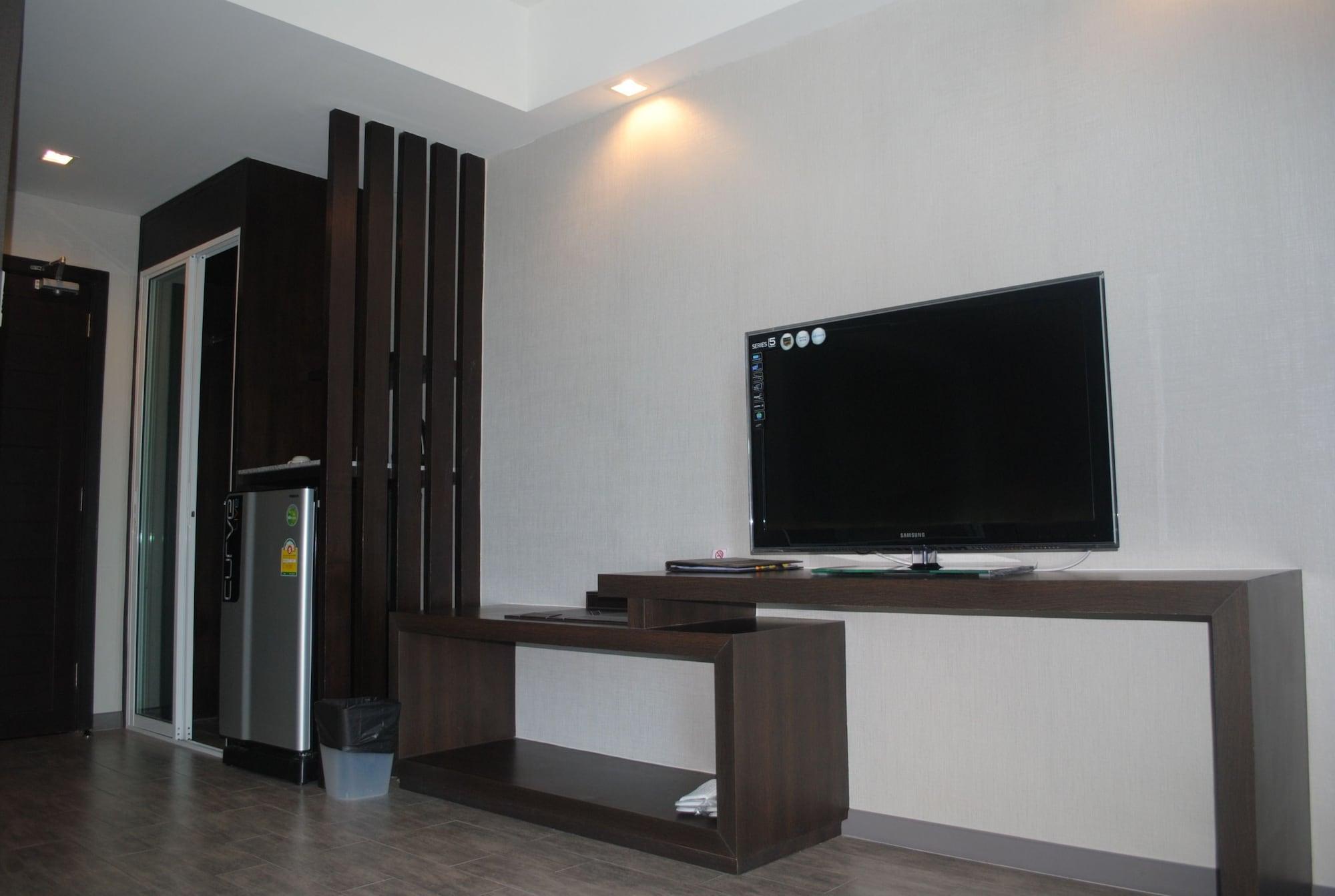 Inn Place Serviced Residence Паттайя Экстерьер фото