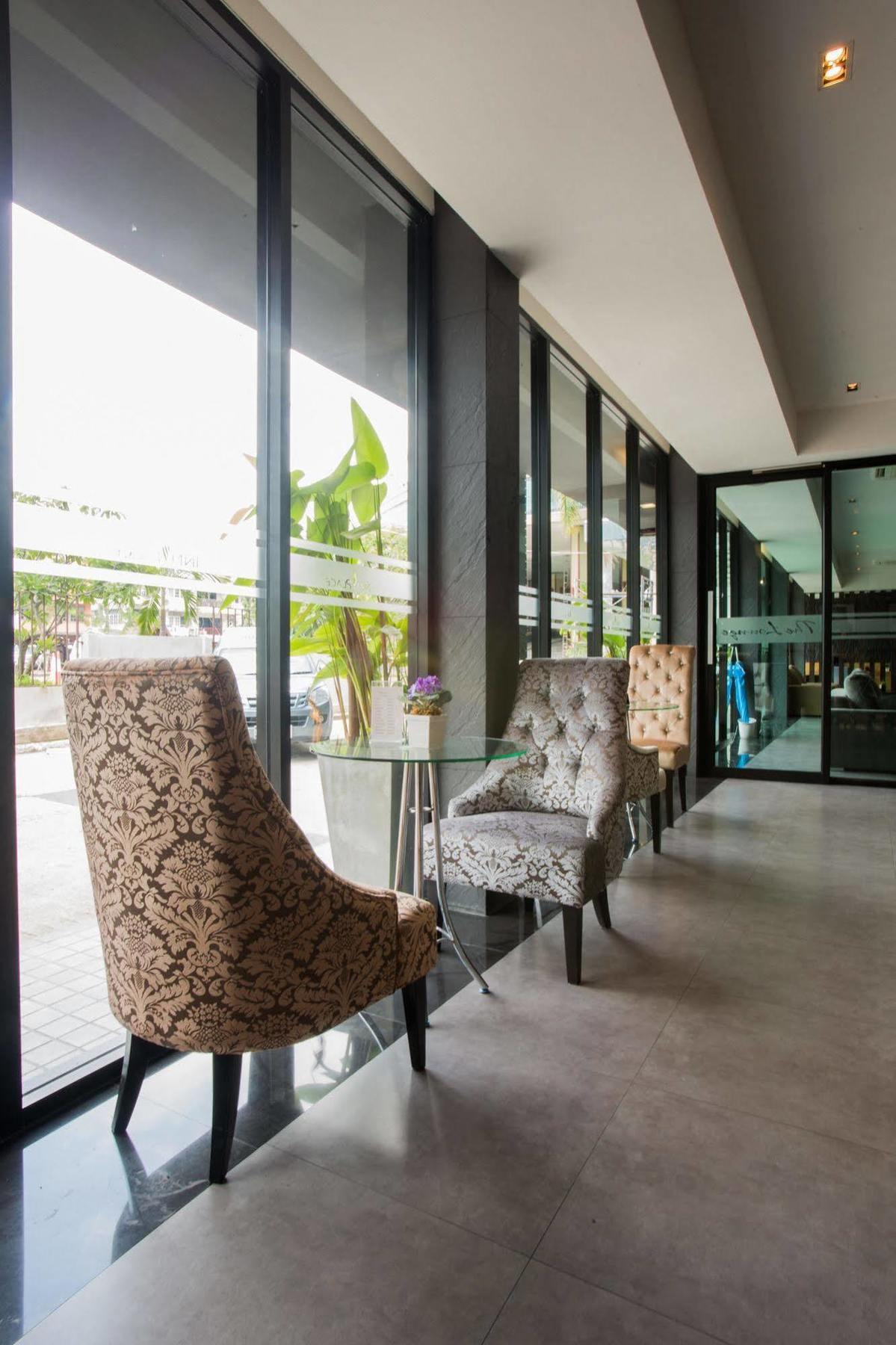 Inn Place Serviced Residence Паттайя Экстерьер фото