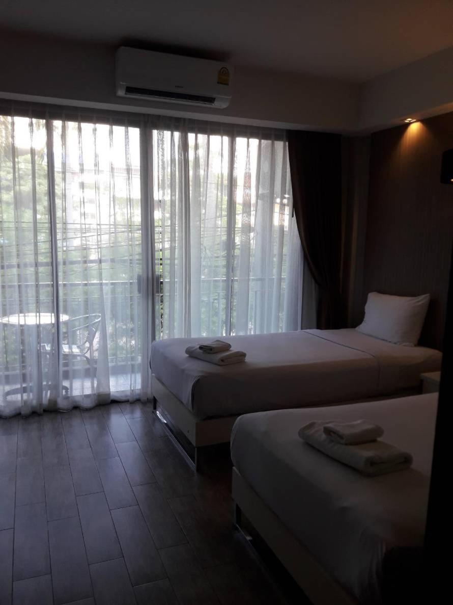 Inn Place Serviced Residence Паттайя Экстерьер фото